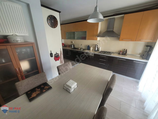 REMAX HANE-2 TEK YETKİLİ OFİS- FIYAKA 3+1 165M2 3.KAT ORTA BLOK