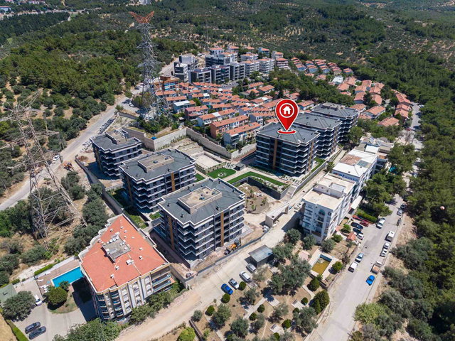 BORNOVA'DA YENI BINADA SITE IÇERISINDE SIFIR SATILIK 3+1 DAIRE