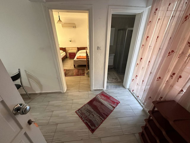 FETHİYE, ÖLÜDENIZ, OVACIK'TA, HAVUZLU SİTE İÇERİSİNDE, EŞYALI SATILIK 2+1 DAİRE
