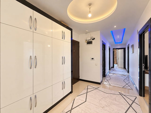 REMAX PALM'DEN MEZİTLİ MERKEZ MAH. GENİŞ VE FERAH 3+1 SATILIK