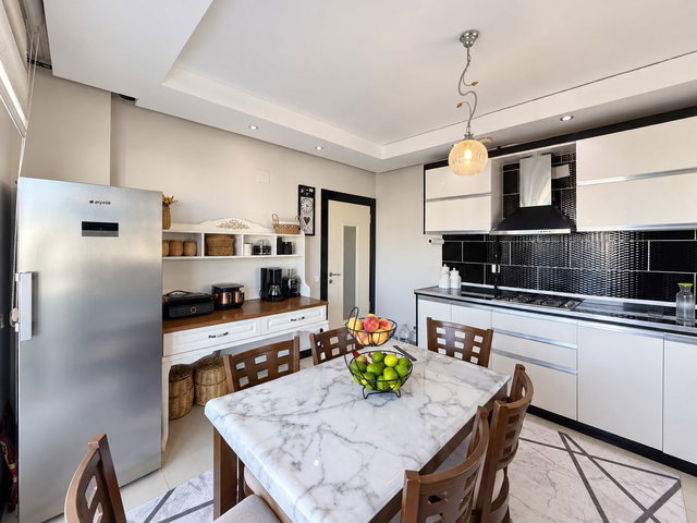 REMAX PALM'DEN MEZİTLİ MERKEZ MAH. GENİŞ VE FERAH 3+1 SATILIK