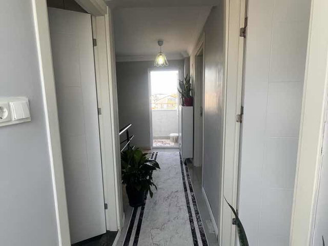 ADAPAZARI’NDA 2022 YAPIMI 4+1 | 120 M² BRÜT | YERDEN ISITMALI, BALKONLU, 2 BANYOLU
