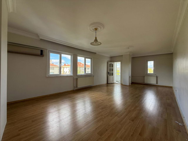 KOŞUYOLU AS ÇAMLIK SİTESİNDE 5+1 DUBLEKS KİRALIK DAİRE