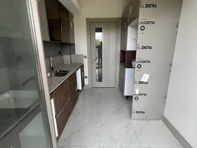 FOREV MODERN VADİ ARNAVUTKÖY’DE SATILIK 2+1 EBEVEYN BANYOLU ŞEREFİYESİ YÜKSEK DAİRE
