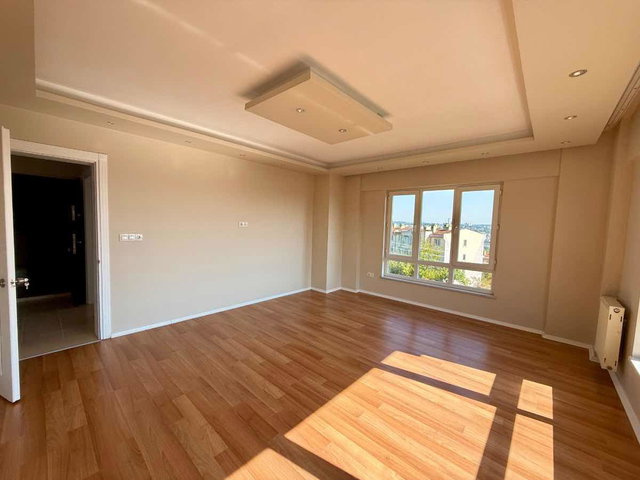 REMAX DESIGN CAMİLİ KUBAN SİTESİ YENİLENMİŞ 3+1 KİRALIK DAİRE