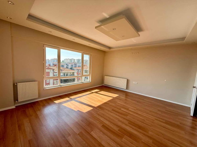 REMAX DESIGN CAMİLİ KUBAN SİTESİ YENİLENMİŞ 3+1 KİRALIK DAİRE