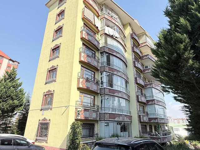 ERYAMAN ALTAY MAHALLESİ’NDE GENİŞ VE MASRAFSIZ 4+1 DAİRE!