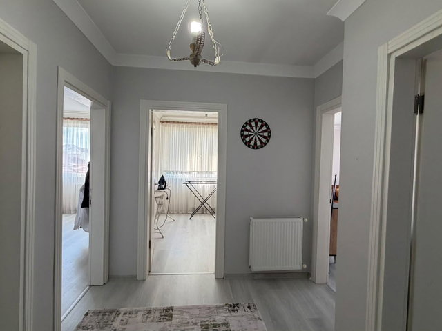 RE/MAX MAVİ'DEN SERDİVAN / VATAN MAHALLESİNDE SATILIK 2+1 DAİRE