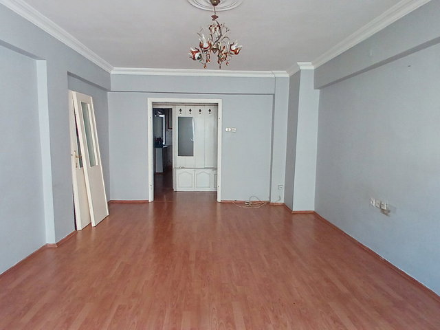 REMAX AREA YILDIRIM KURTULUŞ CAD 2+1 ARA KAT KİRALIK DAİRE
