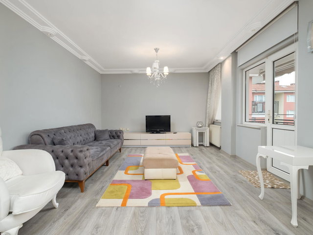 REMAX AREA DAN HAVUZLU SITEDE EŞYALI KIRALIK 3+1 DAIRE