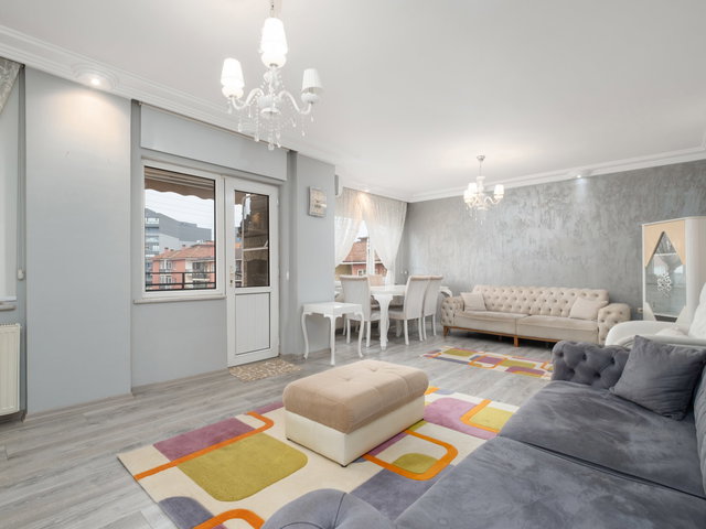 REMAX AREA DAN HAVUZLU SITEDE EŞYALI KIRALIK 3+1 DAIRE