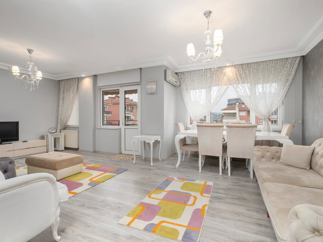 REMAX AREA DAN HAVUZLU SITEDE EŞYALI KIRALIK 3+1 DAIRE