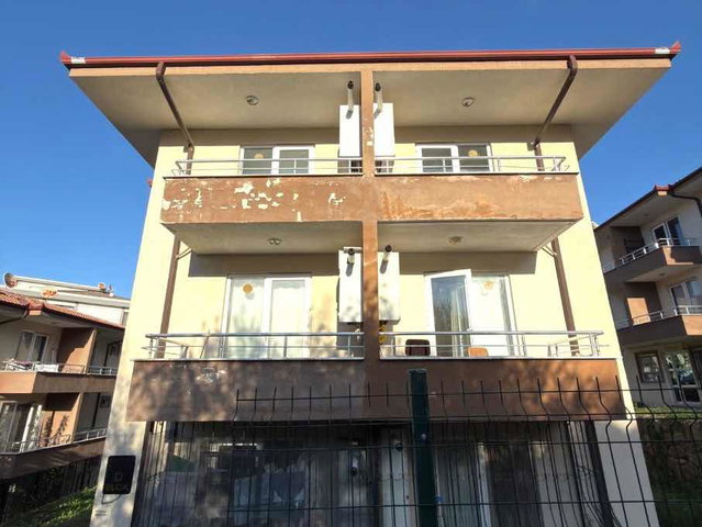 RE/MAX METROPOLİTAN'DAN SATILIK 2+1  FIRSAT YATIRIMLIK DAİRE!!