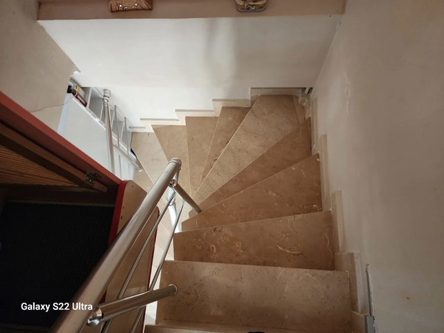 MALTEPE BAĞLARBAŞI'NDA TERASLI 3+1 BAKIMLI SATILIK DUBLEKS DAİRE
