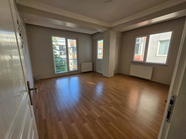 AVCILAR MUSTAFA KEMAL PAŞA MAHALLESİ’NDE KİRALIK 2+1 FERAH DAİRE