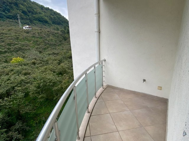 SAKLIVADİ EVLERİ’NDE GÜNEY CEPHE 3+1 | 155 M² NET | 2 BANYO | BOŞ & KREDİYE UYGUN