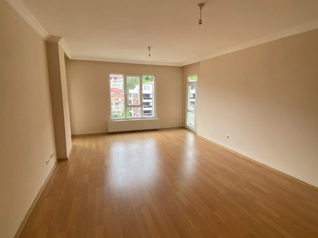 SAKLIVADİ EVLERİ’NDE GÜNEY CEPHE 3+1 | 155 M² NET | 2 BANYO | BOŞ & KREDİYE UYGUN