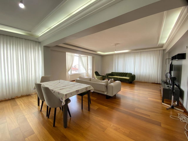 DENİZ MANZARALI 280 M² SATILIK 3+2 ODALI DAİRE MALTEPE/ALTINTEPE