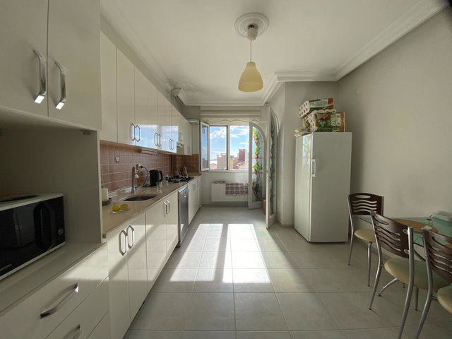 DENİZ MANZARALI 280 M² SATILIK 3+2 ODALI DAİRE MALTEPE/ALTINTEPE