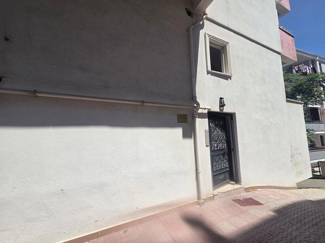 REMAX YAZ'DAN PLEVNE MAH AYRI MUTFAKLI .EŞYALI 1+1 SATILIK