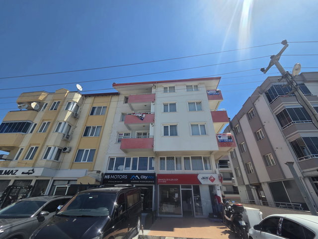 REMAX YAZ'DAN PLEVNE MAH AYRI MUTFAKLI .EŞYALI 1+1 SATILIK