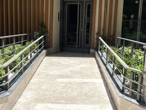 CADDEBOSTAN SAHİL PARSELİNDE SIFIR KİRALIK 2+1 DAİRE