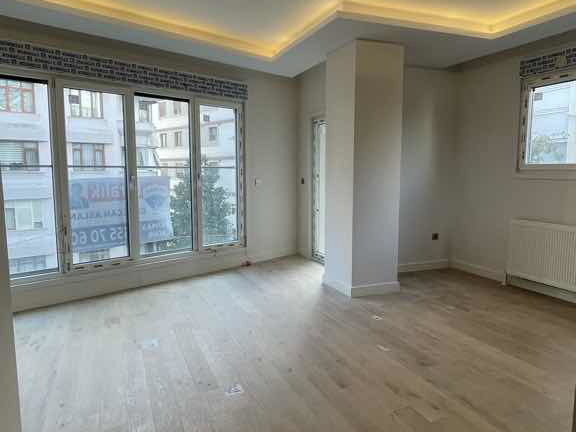 CADDEBOSTAN SAHİL PARSELİNDE SIFIR KİRALIK 2+1 DAİRE