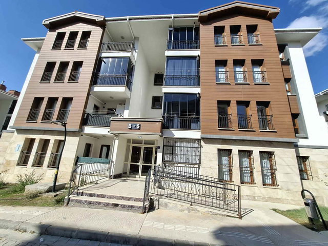 RE/MAX DEĞIŞIM ÇATALÇEŞME  1.ETAP SATILIK 2+1 TOKI DAIRESI