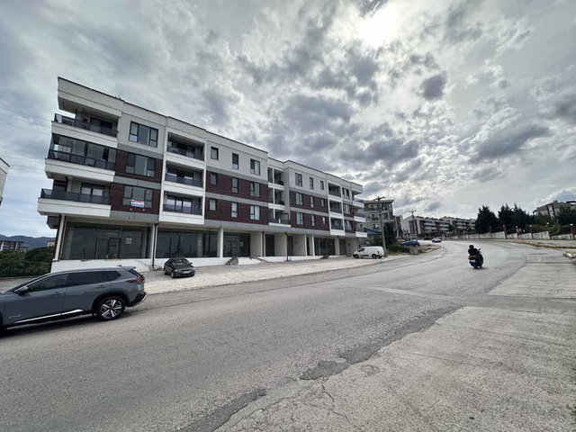 BAŞİSKELE’DE 205 M² BRÜT 4+1 | 2 BANYO | BALKONLU, BOŞ VE KREDİYE UYGUN DAİRE