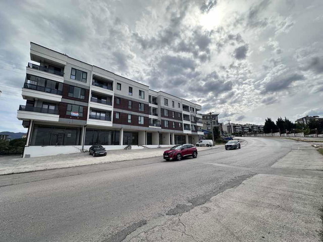 BAŞİSKELE’DE 205 M² BRÜT 4+1 | 2 BANYO | BALKONLU, BOŞ VE KREDİYE UYGUN DAİRE