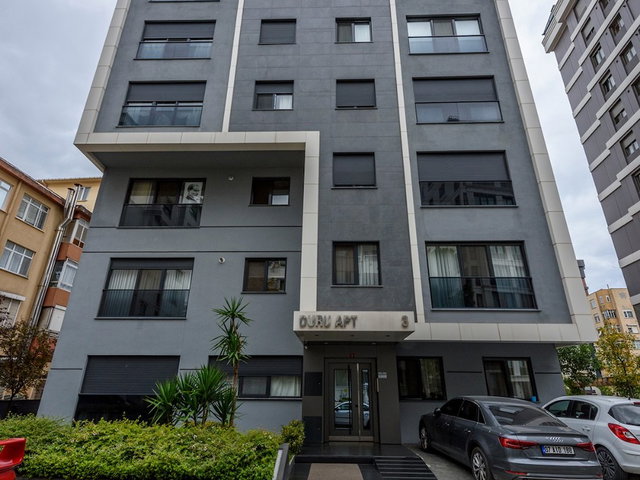 LUX TASARIM ÖZEL EŞYALI 1+1 PENTHOUSE DAİRE