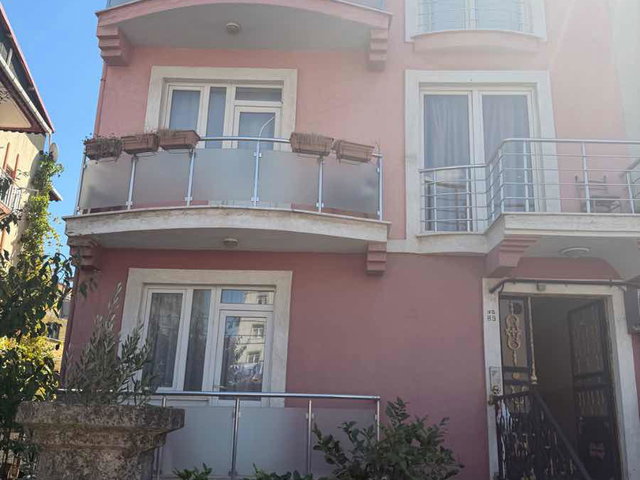 DERİNCE İBNİSİNA'DA SATILIK 4+1 BAHÇE DUBLEX DAİRE