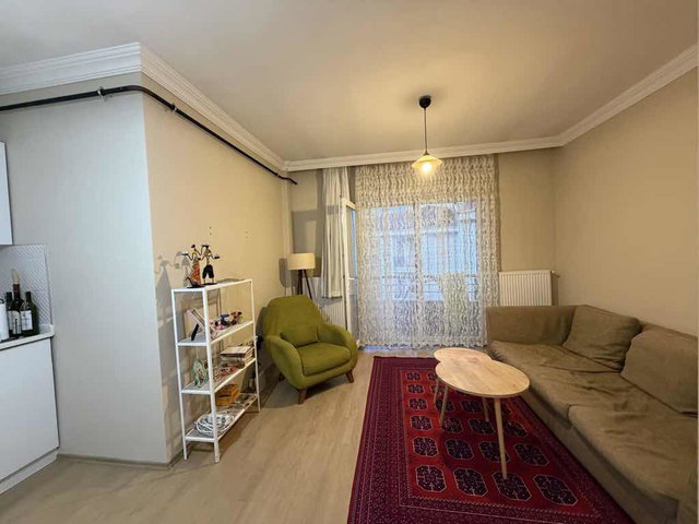 TEMREN CADDESİNDE KİRALIK 2+1 DAİRE