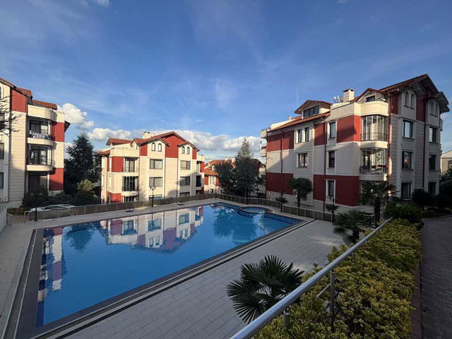 TOPÇULAR MAHALLESİ SİTE İÇİ 3+1 ARA KAT SATILIK DAŞRE
