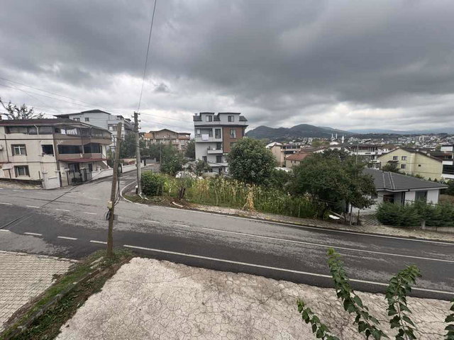 BAŞİSKELEDE KİRALIK 3+1 ARAKAT