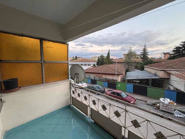 İZMİT MERKEZDE SATILIK 3+1 DAİRE