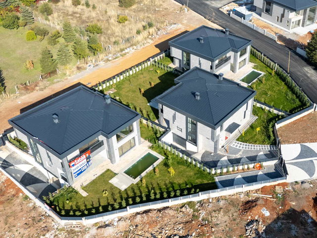 İNCEK’TE SIFIR 7+1 | 605 M² BRÜT | 6+ BANYO | KAPALI OTOPARKLI LÜKS VİLLA