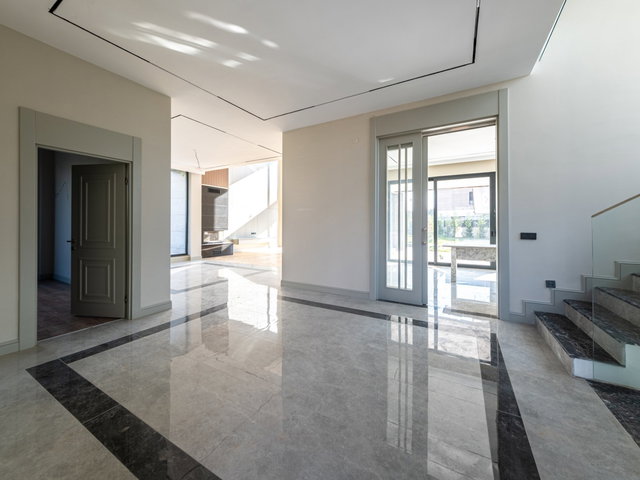 İNCEK’TE SIFIR 7+1 | 605 M² BRÜT | 6+ BANYO | KAPALI OTOPARKLI LÜKS VİLLA