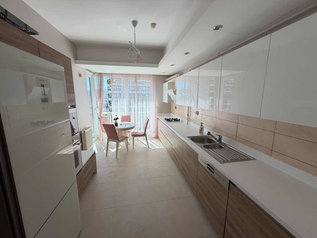İZMİT TUANA SİTESİ 2.ETAP GENİŞ 195 M2 3+1 ARA KAT KİRALIK DAİRE