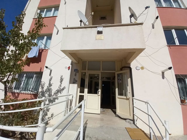 MAMAK ZİRVEKENT MAH SATILIK 1+1 DAİRE
