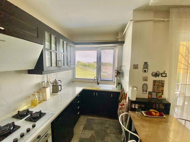 İZMIT ÇAYIRKÖY'DE 4+1 ~200M2 EŞSIZ DOĞA VE ŞEHIR MANZARALI DAIRE