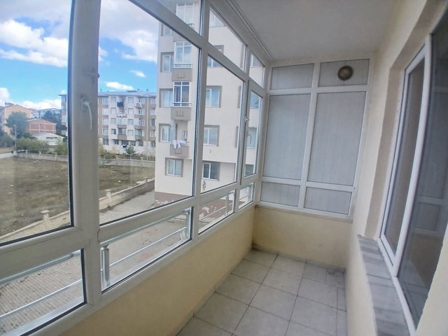 REMAX İLKE'DEN A.GAZİ'DE 2+1 KİRALIK DAİRE