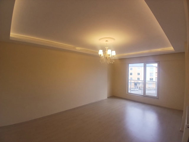 REMAX İLKE'DEN A.GAZİ'DE 2+1 KİRALIK DAİRE