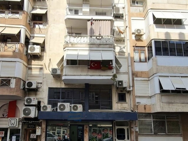 29 KARŞIYAKA NERGIZ DE 2+1  SATILIK ARAKAT DAIRE