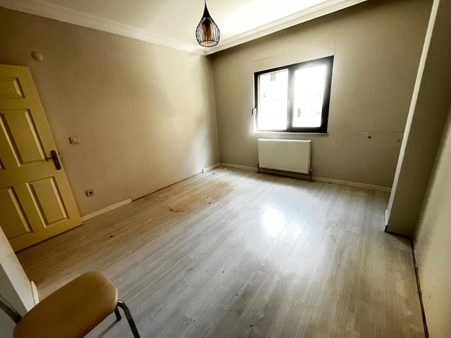 HÜRRIYET MAHALLESI KIRALIK 3+1