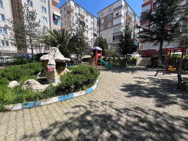 GEBZE OSMANYILMAZ MAH. HASTANE YAKINI SİTE İÇİ 3+1 DAİRE
