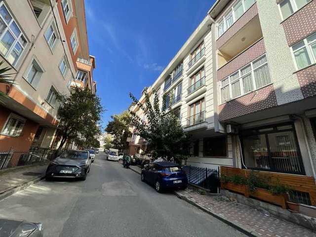 ÇAMLIK MAHALLESI’NDE METRONUN HEMEN YANINDA FULL EŞYALI 2 + 1 KIRALIK DAIRE