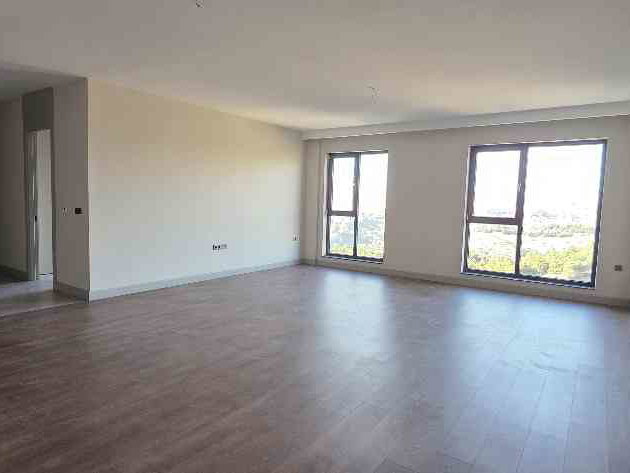 KEÇİÖREN’DE 17. KAT 4.5+1 | 200 M² NET | YERDEN ISITMALI GENİŞ KİRALIK DAİRE
