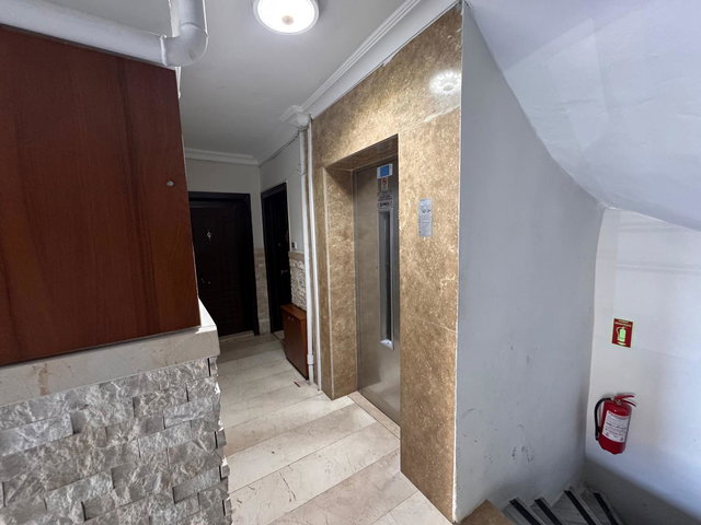 BULGURLU METRO YANINDA SİTE İÇİ FERAH SATILIK 3+1 DAİRE