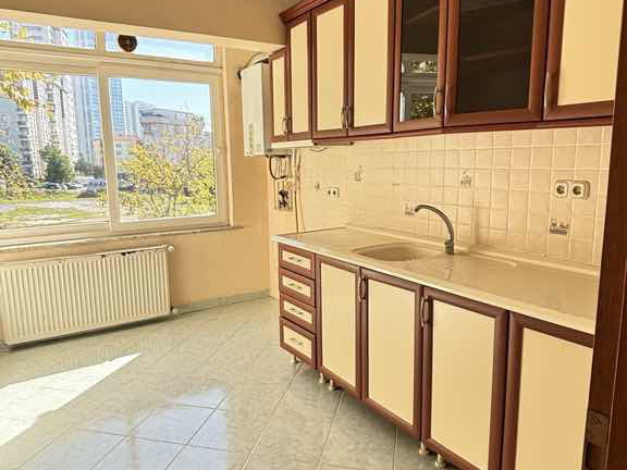 KARTAL TOPSELVI KIRALIK TEMIZ 3 + 1 DAIRE